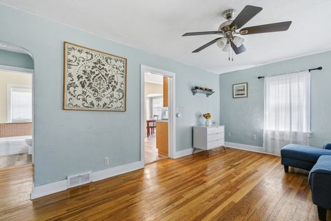 Tiny photo for 2218 W Lombard Street, Davenport, IA 52806 (MLS # 12636736)