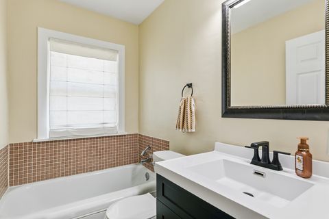 Tiny photo for 2218 W Lombard Street, Davenport, IA 52806 (MLS # 12636736)