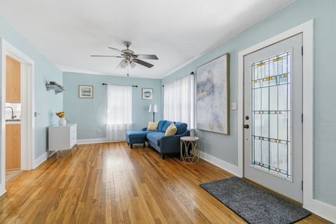 Tiny photo for 2218 W Lombard Street, Davenport, IA 52806 (MLS # 12636736)