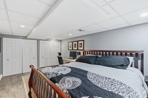 Tiny photo for 2218 W Lombard Street, Davenport, IA 52806 (MLS # 12636736)