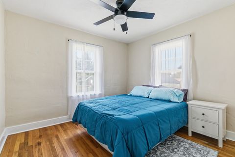 Tiny photo for 2218 W Lombard Street, Davenport, IA 52806 (MLS # 12636736)