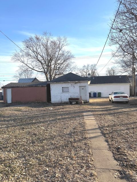 Tiny photo for 319 1ST Avenue, Clinton, IA 52732 (MLS # 12567541)