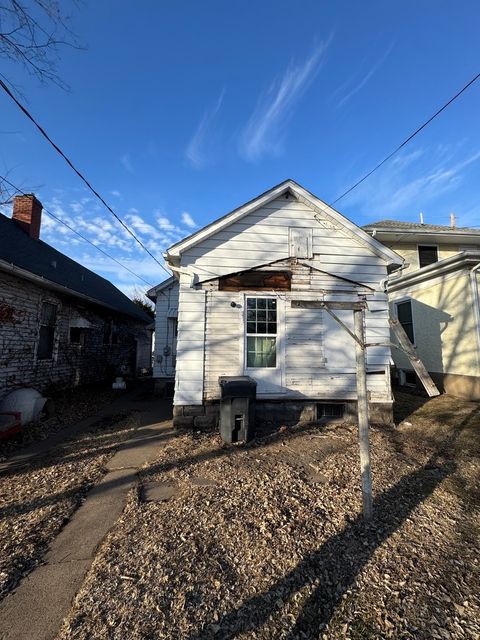 Tiny photo for 319 1ST Avenue, Clinton, IA 52732 (MLS # 12567541)