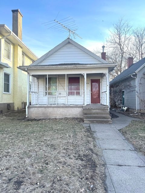 Photo of 319 1ST Avenue, Clinton, IA 52732 (MLS # 12567541)