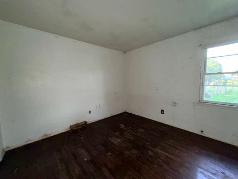Tiny photo for 1322 N 16th Street, Murphysboro, IL 62966 (MLS # 12676066)