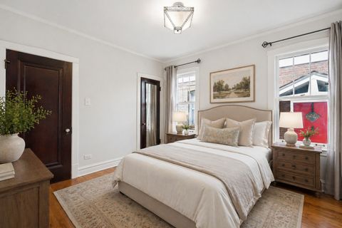 Tiny photo for 6614 N Talman Avenue, Chicago, IL 60645 (MLS # 12634609)