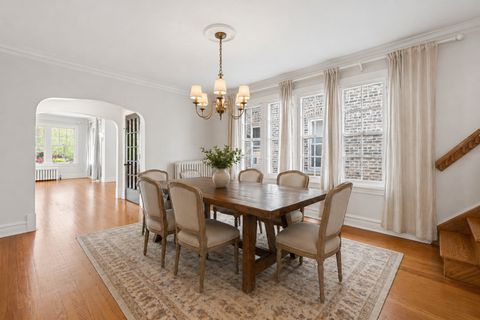 Tiny photo for 6614 N Talman Avenue, Chicago, IL 60645 (MLS # 12634609)