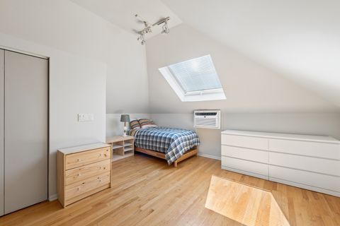 Tiny photo for 6614 N Talman Avenue, Chicago, IL 60645 (MLS # 12634609)