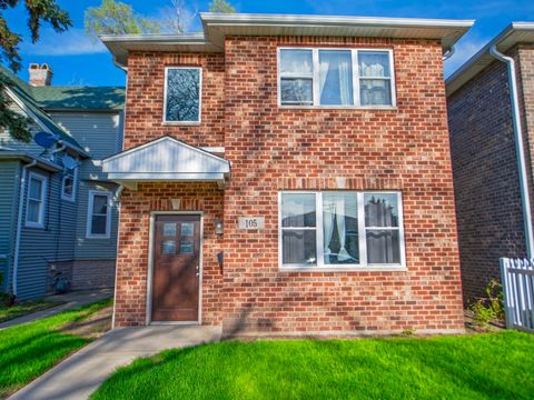 Photo of 105 N 12th Avenue, Melrose Park, IL 60160 (MLS # 12585782)