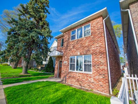 Tiny photo for 105 N 12th Avenue, Melrose Park, IL 60160 (MLS # 12585782)