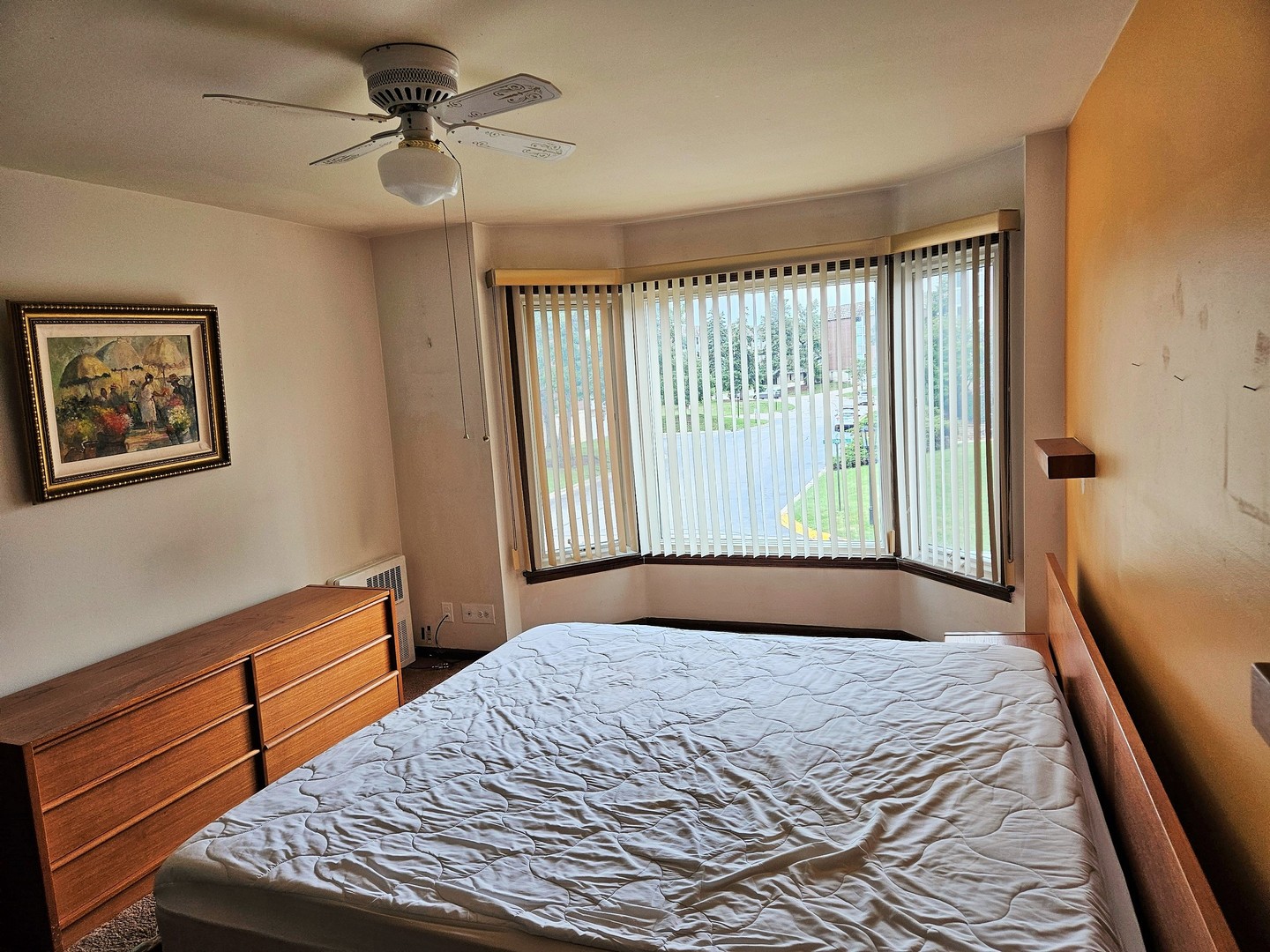 Park Ridge, Illinois 60068, United States, 2 Bedrooms Bedrooms, ,2 BathroomsBathrooms,Residential,Contingent,194219