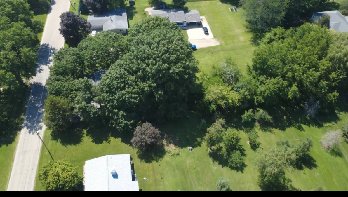 915 Sunset Drive