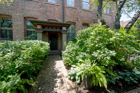 Photo of 1701 W Terra Cotta Place #E, Chicago, IL 60614 (MLS # 12731963)