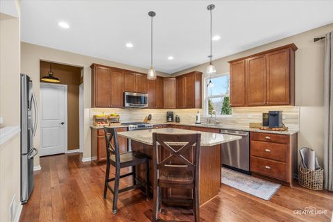 Tiny photo for 1721 HARCOURT Drive, Woodridge, IL 60517 (MLS # 12575832)