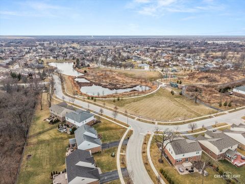 Tiny photo for 1721 HARCOURT Drive, Woodridge, IL 60517 (MLS # 12575832)