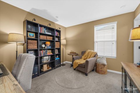 Tiny photo for 1721 HARCOURT Drive, Woodridge, IL 60517 (MLS # 12575832)