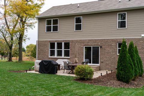 Tiny photo for 1721 HARCOURT Drive, Woodridge, IL 60517 (MLS # 12575832)