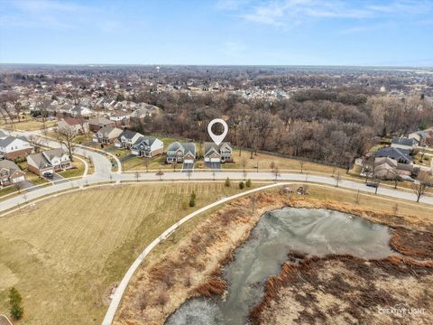 Tiny photo for 1721 HARCOURT Drive, Woodridge, IL 60517 (MLS # 12575832)