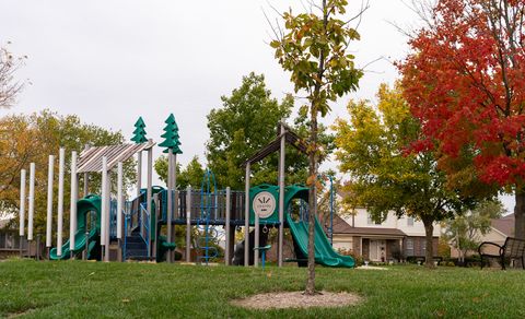 Tiny photo for 1721 HARCOURT Drive, Woodridge, IL 60517 (MLS # 12575832)