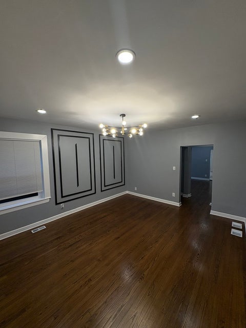 Tiny photo for 8404 S Oglesby Avenue, Chicago, IL 60617 (MLS # 12748811)