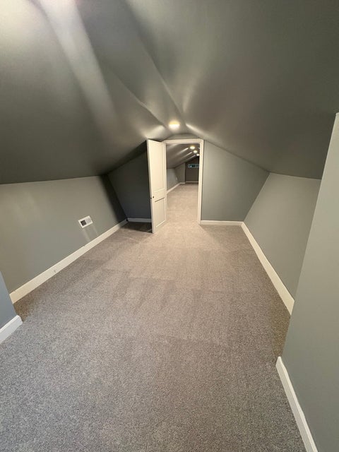 Tiny photo for 8404 S Oglesby Avenue, Chicago, IL 60617 (MLS # 12748811)