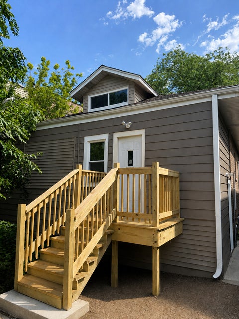 Tiny photo for 8404 S Oglesby Avenue, Chicago, IL 60617 (MLS # 12748811)