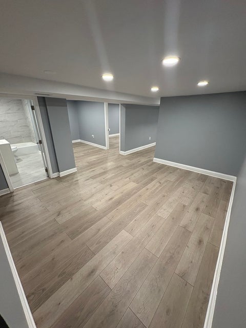 Tiny photo for 8404 S Oglesby Avenue, Chicago, IL 60617 (MLS # 12748811)