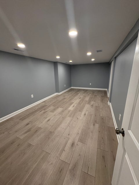 Tiny photo for 8404 S Oglesby Avenue, Chicago, IL 60617 (MLS # 12748811)