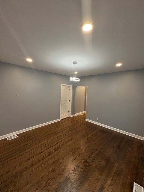 Tiny photo for 8404 S Oglesby Avenue, Chicago, IL 60617 (MLS # 12748811)