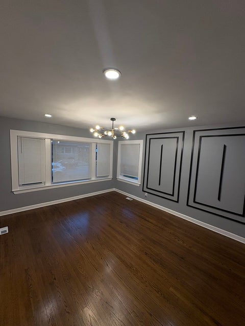 Tiny photo for 8404 S Oglesby Avenue, Chicago, IL 60617 (MLS # 12748811)
