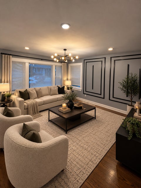 Tiny photo for 8404 S Oglesby Avenue, Chicago, IL 60617 (MLS # 12748811)