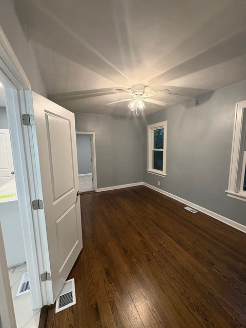 Tiny photo for 8404 S Oglesby Avenue, Chicago, IL 60617 (MLS # 12748811)