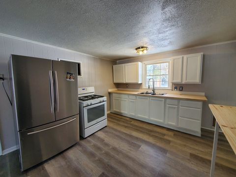 Tiny photo for 511 W Baird Street, Carbondale, IL 62901 (MLS # 12558153)