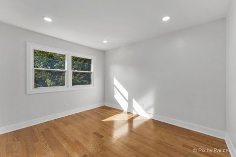 Tiny photo for 2019 E Chinkapin Oak Drive, Mount Prospect, IL 60056 (MLS # 12500039)