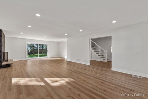 Tiny photo for 2019 E Chinkapin Oak Drive, Mount Prospect, IL 60056 (MLS # 12500039)