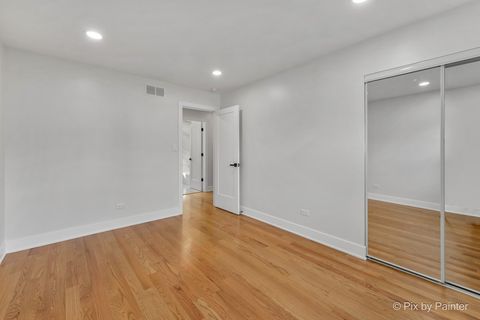 Tiny photo for 2019 E Chinkapin Oak Drive, Mount Prospect, IL 60056 (MLS # 12500039)