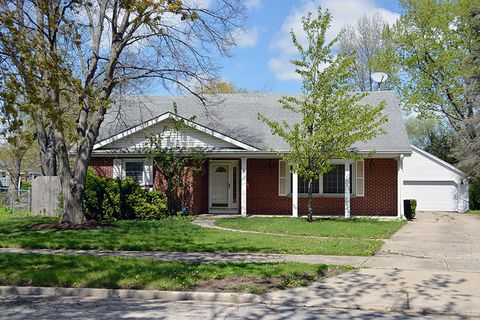 Photo of 2645 N Evergreen Avenue, Waukegan, IL 60087 (MLS # 12577916)