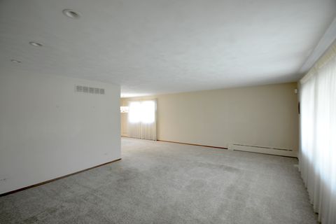 Tiny photo for 2645 N Evergreen Avenue, Waukegan, IL 60087 (MLS # 12577916)