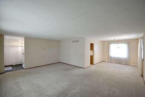 Tiny photo for 2645 N Evergreen Avenue, Waukegan, IL 60087 (MLS # 12577916)