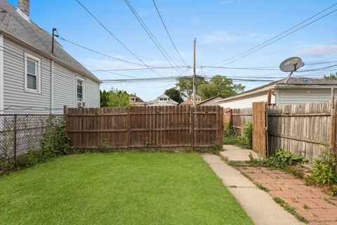 Tiny photo for 3710 W 60th Place, Chicago, IL 60629 (MLS # 12426322)