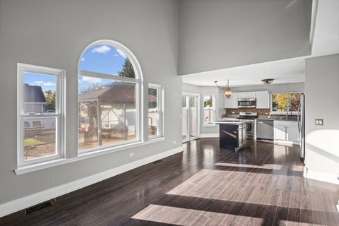 Tiny photo for 5020 Thistle Lane, Lake In The Hills, IL 60156 (MLS # 12793282)