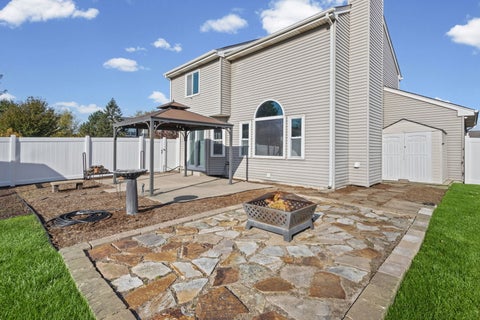 Tiny photo for 5020 Thistle Lane, Lake In The Hills, IL 60156 (MLS # 12793282)