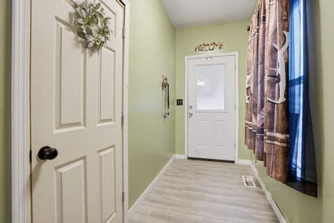 Tiny photo for 603 11th Avenue S, Clinton, IA 52732 (MLS # 12712491)