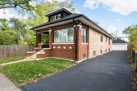 Tiny photo for 11947 S Perry Avenue, Chicago, IL 60628 (MLS # 12507354)