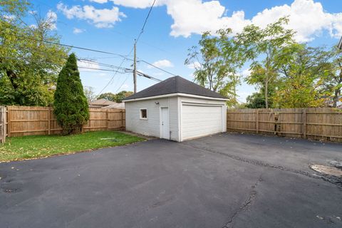 Tiny photo for 11947 S Perry Avenue, Chicago, IL 60628 (MLS # 12507354)