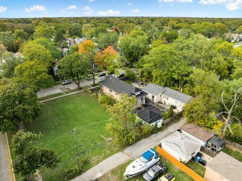 Tiny photo for 11947 S Perry Avenue, Chicago, IL 60628 (MLS # 12507354)