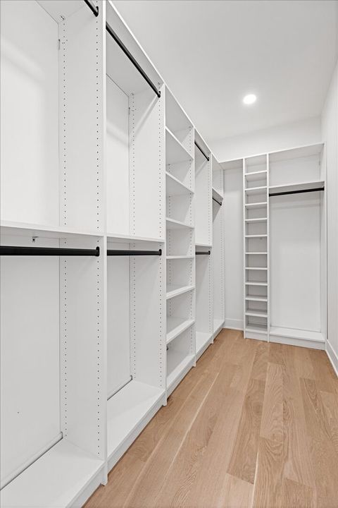 Tiny photo for 1964 W Farragut Avenue, Chicago, IL 60640 (MLS # 12565345)