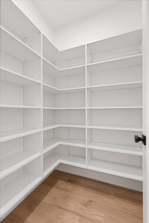 Tiny photo for 1964 W Farragut Avenue, Chicago, IL 60640 (MLS # 12565345)