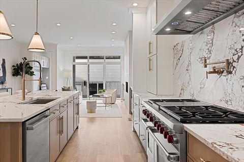 Tiny photo for 1964 W Farragut Avenue, Chicago, IL 60640 (MLS # 12565345)