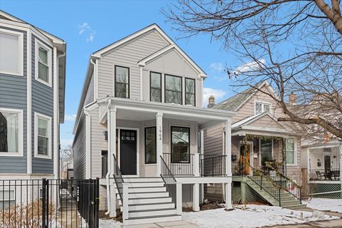 Photo of 1964 W Farragut Avenue, Chicago, IL 60640 (MLS # 12565345)